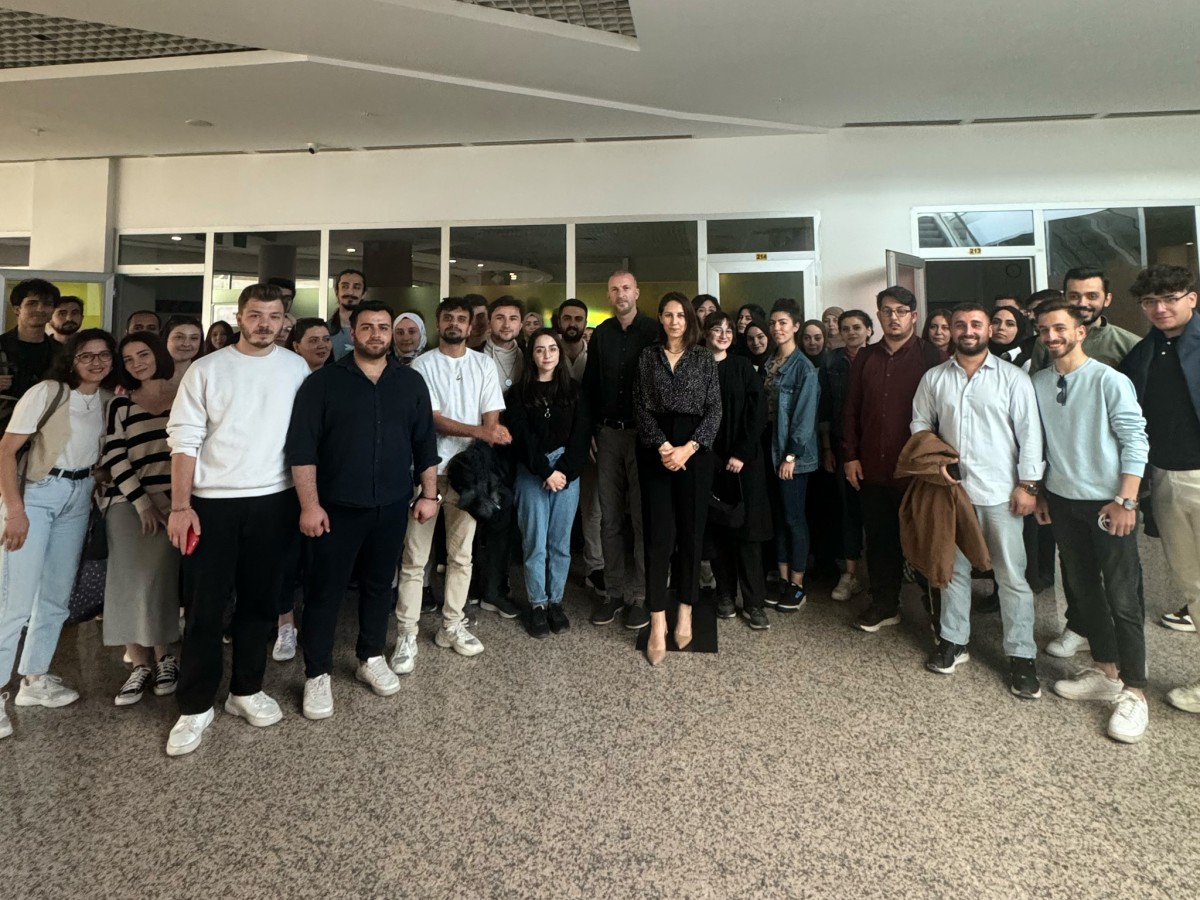 Webolizma Dijital Reklam Ajansı yöneticileri öğrencilerimizle bir araya geldi